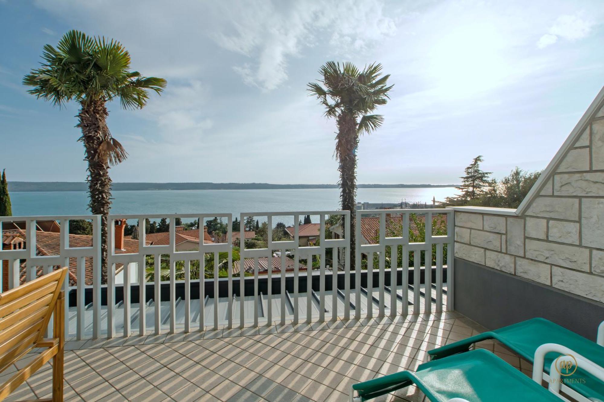 Aria Superior Apartment, Seaview & Wellness Порторож Экстерьер фото